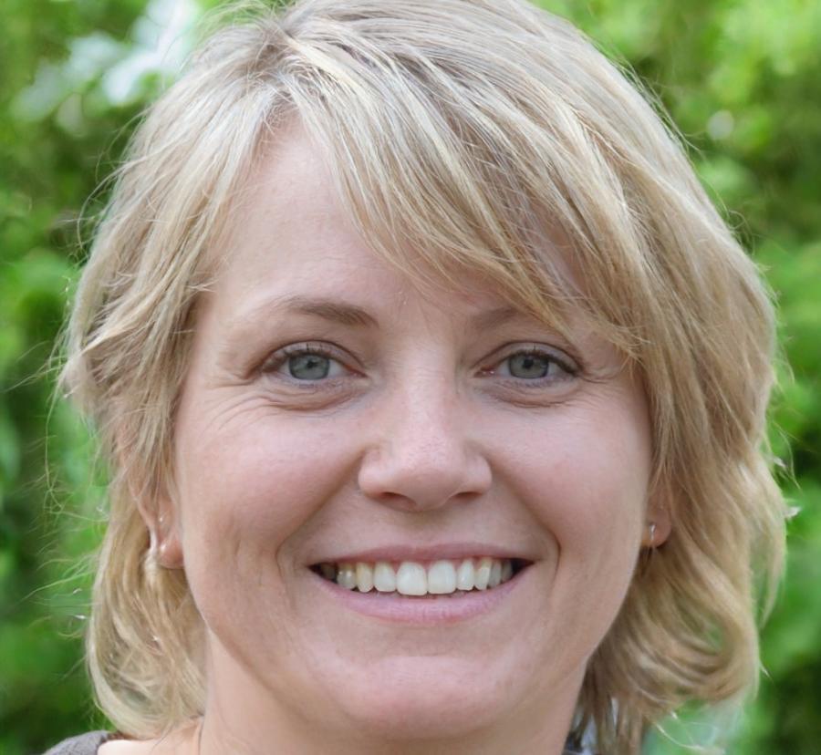 Dozentin für Content-Strategie im Online-Handel